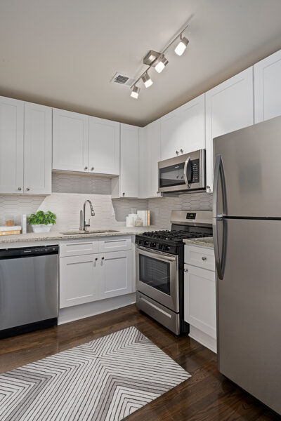 apartment kitchen with dish washer and oven